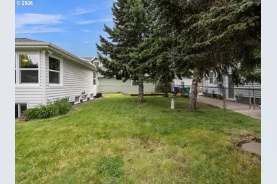 7060 NE Davis St, Portland, OR 97213 - Photo 18