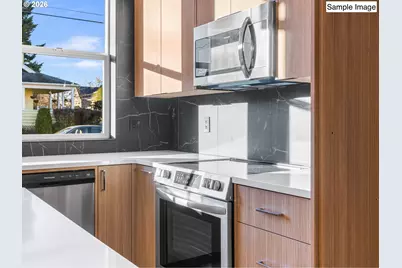 6213 NE Stanton St, Portland, OR 97213 - Photo 6