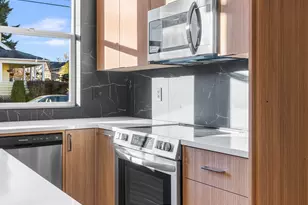 6213 NE Stanton St, Portland, OR 97213 - Photo 6