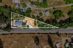 4458 Shoestring Rd, Riddle, OR 97469 - Photo 32