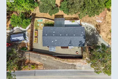 4458 Shoestring Rd, Riddle, OR 97469 - Photo 30