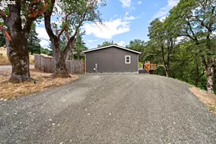 4458 Shoestring Rd, Riddle, OR 97469 - Photo 38