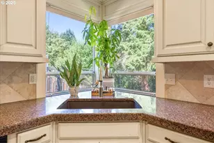 15116 SW Peachtree Dr, Portland, OR 97224 - Photo 16