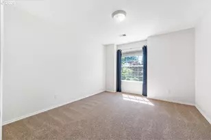 15116 SW Peachtree Dr, Portland, OR 97224 - Photo 32