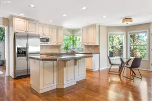 15116 SW Peachtree Dr, Portland, OR 97224 - Photo 10