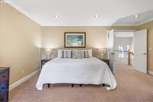 15116 SW Peachtree Dr, Portland, OR 97224 - Photo 28