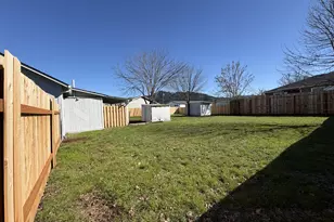 1386 Airway Ave, Sutherlin, OR 97479 - Photo 30