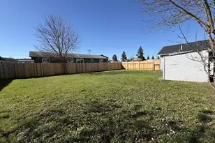 1386 Airway Ave, Sutherlin, OR 97479 - Photo 28