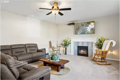 2105 NE Summit Dr, Albany, OR 97321 - Photo 16