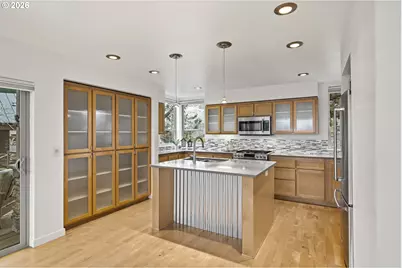 224 Volunteer Park Ln, Redmond, OR 97756 - Photo 4
