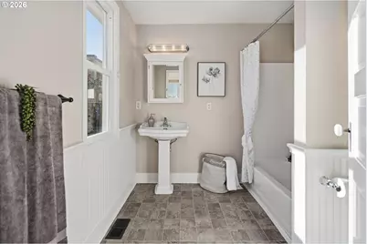 7614 SE Taylor St, Portland, OR 97215 - Photo 22
