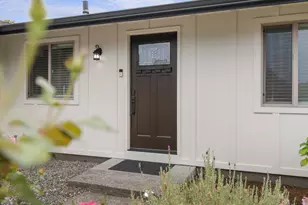 1320 NE 17th St, Gresham, OR 97030 - Photo 8
