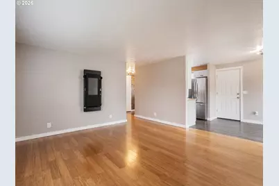 1320 NE 17th St, Gresham, OR 97030 - Photo 14