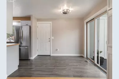 1320 NE 17th St, Gresham, OR 97030 - Photo 16