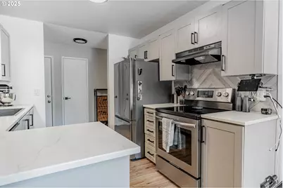 6745 SW Scholls Ferry Rd #10, Beaverton, OR 97008 - Photo 10