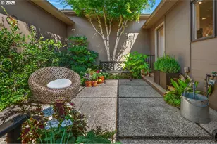 40 Condolea Ct, Lake Oswego, OR 97035 - Photo 22