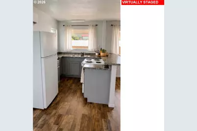130 N 7th St, Lakeside, OR 97449 - Photo 6