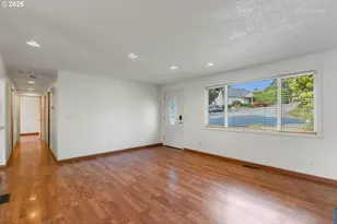 4835 Bonnet Dr, West Linn, OR 97068 - Photo 12