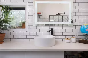 1000 SE Bay Blvd, Newport, OR 97365 - Photo 6