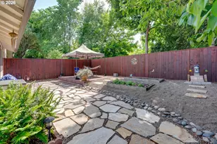 9649 SW Davies Rd, Beaverton, OR 97008 - Photo 40
