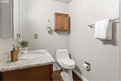 9649 SW Davies Rd, Beaverton, OR 97008 - Photo 16