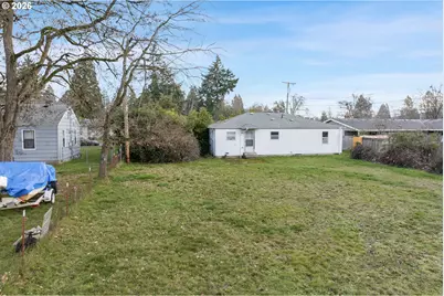 930 1st St, Springfield, OR 97477 - Photo 38