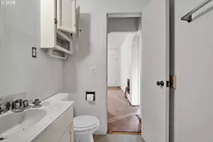 930 1st St, Springfield, OR 97477 - Photo 18