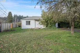 930 1st St, Springfield, OR 97477 - Photo 4