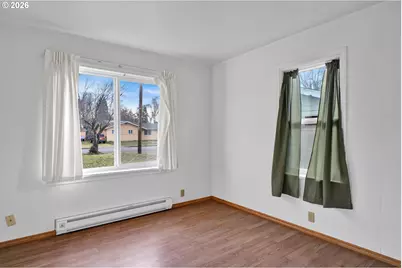 930 1st St, Springfield, OR 97477 - Photo 20