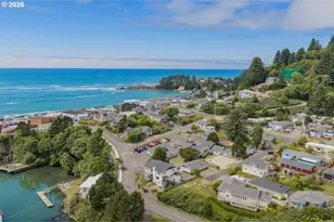 220 SE Hazelton Pl, Depoe Bay, OR 97341 - Photo 34
