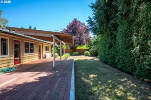 124 NE Lincoln Ct, Hillsboro, OR 97124 - Photo 42
