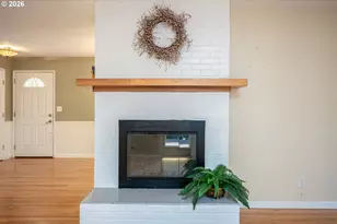 124 NE Lincoln Ct, Hillsboro, OR 97124 - Photo 18