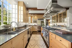 1840 SW Hawthorne Terrace, Portland, OR 97201 - Photo 12