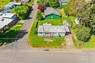 1596 W 10th Ave, Junction City, OR 97448 - Photo 4