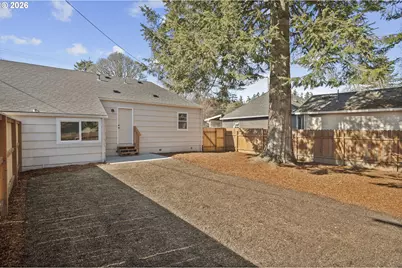 404 SW Elmwood Ave, McMinnville, OR 97128 - Photo 16
