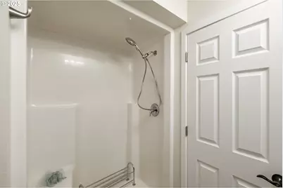 40235 Rainbow Dr, Scio, OR 97374 - Photo 14