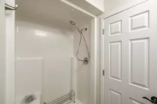 40235 Rainbow Dr, Scio, OR 97374 - Photo 14