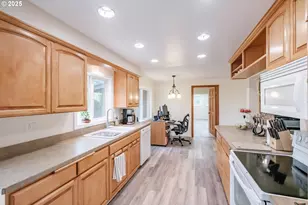 40235 Rainbow Dr, Scio, OR 97374 - Photo 22