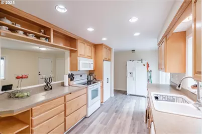 40235 Rainbow Dr, Scio, OR 97374 - Photo 20