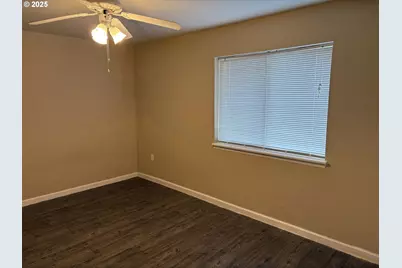 15072 NW Central Dr #406, Portland, OR 97229 - Photo 12