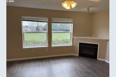 15072 NW Central Dr #406, Portland, OR 97229 - Photo 4