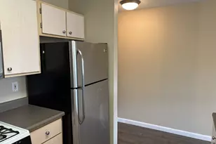 15072 NW Central Dr, Portland, OR 97229 - Photo 10
