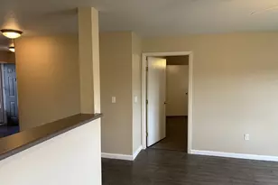 15072 NW Central Dr, Portland, OR 97229 - Photo 6