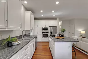 9583 NW Randall Ln, Portland, OR 97229 - Photo 12