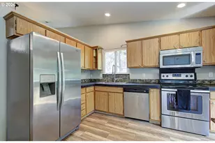 10517 NE 45th Ave, Vancouver, WA 98686 - Photo 8