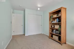 5584 NE Caddis Dr, Hillsboro, OR 97124 - Photo 22
