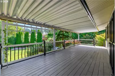 820 NE 168th Pl, Portland, OR 97230 - Photo 16