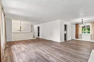 820 NE 168th Pl, Portland, OR 97230 - Photo 8