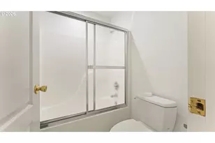 8118 SE 138th Dr, Portland, OR 97236 - Photo 38