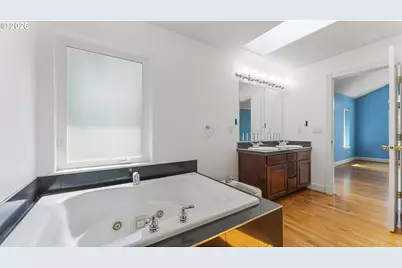 8118 SE 138th Dr, Portland, OR 97236 - Photo 30